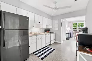 468 NW 48th St, Oakland Park, FL 33309 - Photo 5