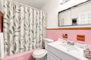 468 NW 48th St, Oakland Park, FL 33309 - Photo 11