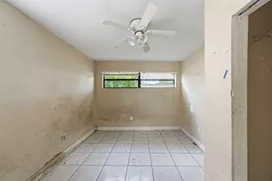 6516 SW 33rd St, Miramar, FL 33023 - Photo 15