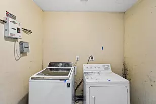 6516 SW 33rd St, Miramar, FL 33023 - Photo 21