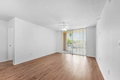 167 Yacht Club Way #205, Hypoluxo, FL 33462 - Photo 7