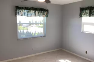 606 SW 15th St, Boynton Beach, FL 33426 - Photo 11