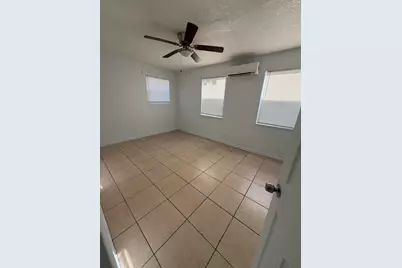 646 Latona Avenue #Apt 1, Lake Worth Beach, FL 33460 - Photo 3