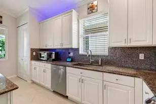 2271 Egret Cove Dr, West Palm Beach, FL 33411 - Photo 23