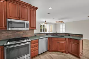 325 Sweet Bay Cir, Jupiter, FL 33458 - Photo 7