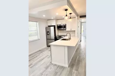 58 Normandy B, Delray Beach, FL 33484 - Photo 3