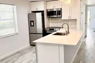 58 Normandy B, Delray Beach, FL 33484 - Photo 3