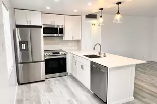 58 Normandy B, Delray Beach, FL 33484 - Photo 1