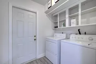 543 SE Greenway Terrace, Port Saint Lucie, FL 34983 - Photo 17