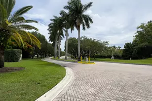 1011 Crystal Way, Delray Beach, FL 33444 - Photo 13