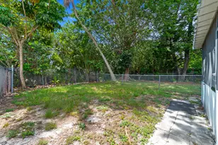 276 Sunshine Dr, Coconut Creek, FL 33066 - Photo 17