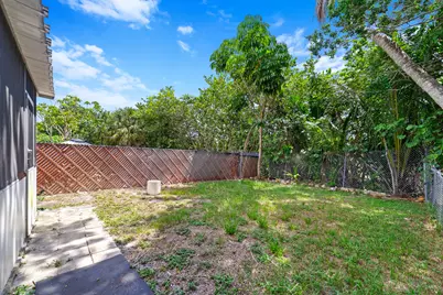 276 Sunshine Drive, Coconut Creek, FL 33066 - Photo 31