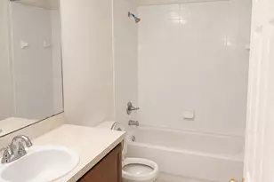 5260 Collins Rd, Jacksonville, FL 32244 - Photo 15