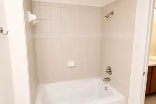 5260 Collins Rd, Jacksonville, FL 32244 - Photo 9