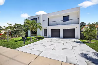 1807 NE 18th Street, Fort Lauderdale, FL 33305 - Photo 1