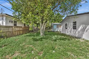 446 NW 119th St, Miami, FL 33168 - Photo 41