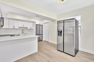 446 NW 119th St, Miami, FL 33168 - Photo 17