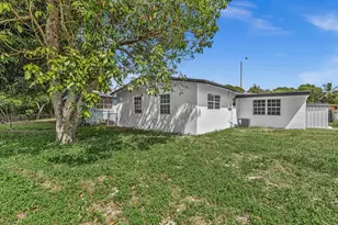 446 NW 119th St, Miami, FL 33168 - Photo 43