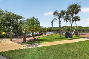 360 SW South River Dr, Stuart, FL 34997 - Photo 43