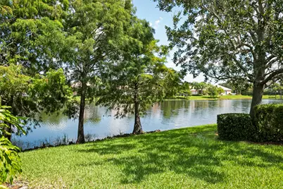11320 SW Pembroke Drive, Port Saint Lucie, FL 34987 - Photo 3