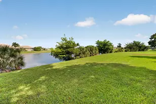8065 Aberdeen Dr, Boynton Beach, FL 33472 - Photo 37