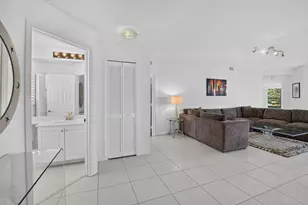 8065 Aberdeen Dr, Boynton Beach, FL 33472 - Photo 5