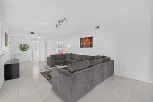 8065 Aberdeen Dr, Boynton Beach, FL 33472 - Photo 9