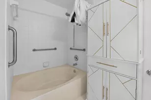 8065 Aberdeen Dr, Boynton Beach, FL 33472 - Photo 35