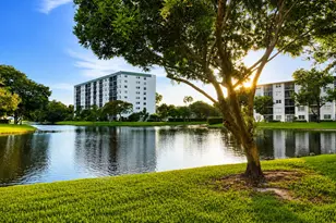 2226 N Cypress Bend Dr, Pompano Beach, FL 33069 - Photo 21
