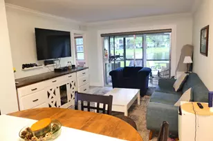 2226 N Cypress Bend Dr, Pompano Beach, FL 33069 - Photo 9
