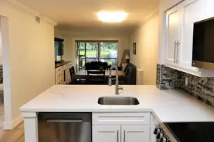 2226 N Cypress Bend Dr, Pompano Beach, FL 33069 - Photo 5
