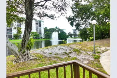 2226 N Cypress Bend Drive #103, Pompano Beach, FL 33069 - Photo 23