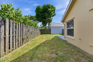 2716 Arrowwood Ct, Davie, FL 33328 - Photo 37
