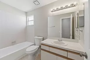 2716 Arrowwood Ct, Davie, FL 33328 - Photo 29