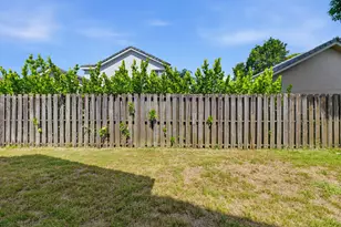 2716 Arrowwood Ct, Davie, FL 33328 - Photo 33