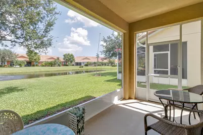 6380 Oxford Circle #104D, Vero Beach, FL 32966 - Photo 11