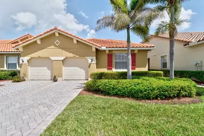 6380 Oxford Circle #104D, Vero Beach, FL 32966 - Photo 1