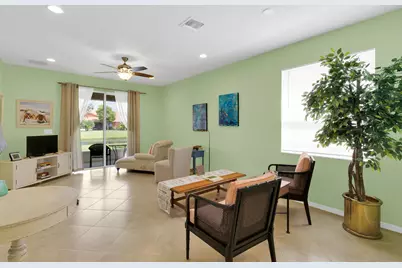 6380 Oxford Circle #104D, Vero Beach, FL 32966 - Photo 9