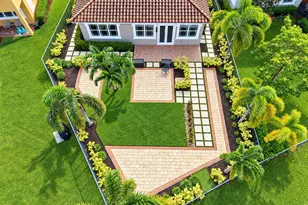 8561 Lakeside Bnd, Parkland, FL 33076 - Photo 5