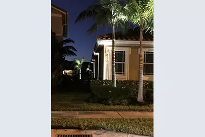 8561 Lakeside Bend, Parkland, FL 33076 - Photo 7