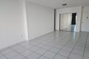 500 Bayview Dr, Sunny Isles Beach, FL 33160 - Photo 5