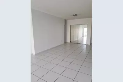 500 Bayview Drive #817, Sunny Isles Beach, FL 33160 - Photo 3