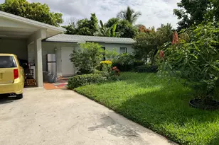 211 NE 27th Ave, Boynton Beach, FL 33435 - Photo 3