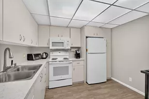 3030 Wolverton B, Boca Raton, FL 33434 - Photo 11