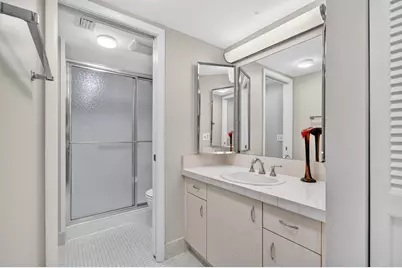 3030 Wolverton B, Boca Raton, FL 33434 - Photo 17