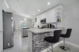 6376 Barton Creek Cir, Lake Worth, FL 33463 - Photo 3