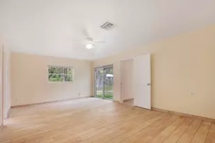8340 SE Camellia Dr, Hobe Sound, FL 33455 - Photo 13
