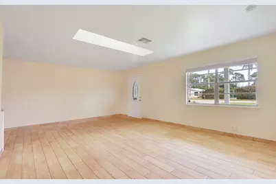 8340 SE Camellia Drive, Hobe Sound, FL 33455 - Photo 3