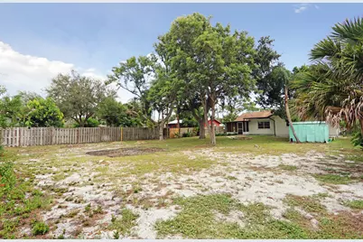 8340 SE Camellia Drive, Hobe Sound, FL 33455 - Photo 27