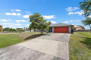 403 SW Cahoon Ct, Port Saint Lucie, FL 34953 - Photo 45
